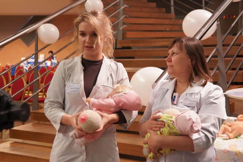 В Екатеринбурге состоялся форум для будущих мам и их близких | На Урале прошел форум для будущих мам