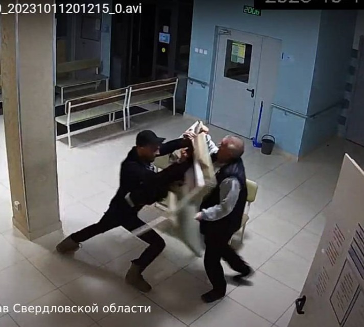 На Урале хулиган избил сотрудников травмпункта