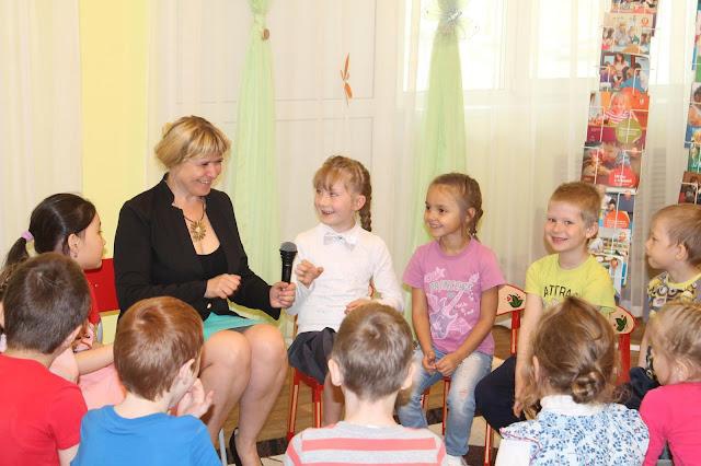 Воспитательница из Первоуральска получила медаль «За службу образованию» | Первоуральская воспитательница победила во Всероссийском конкурсе