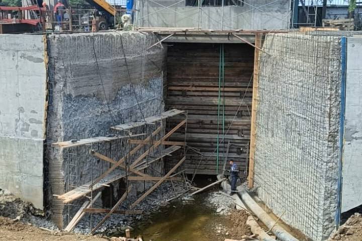 В Первоуральске выполнили ключевые этапы ремонта плотины Верхне-Шайтанского пруда | На Урале в 2026 году закончат ремонт плотины Верхне-Шайтанского пруда 