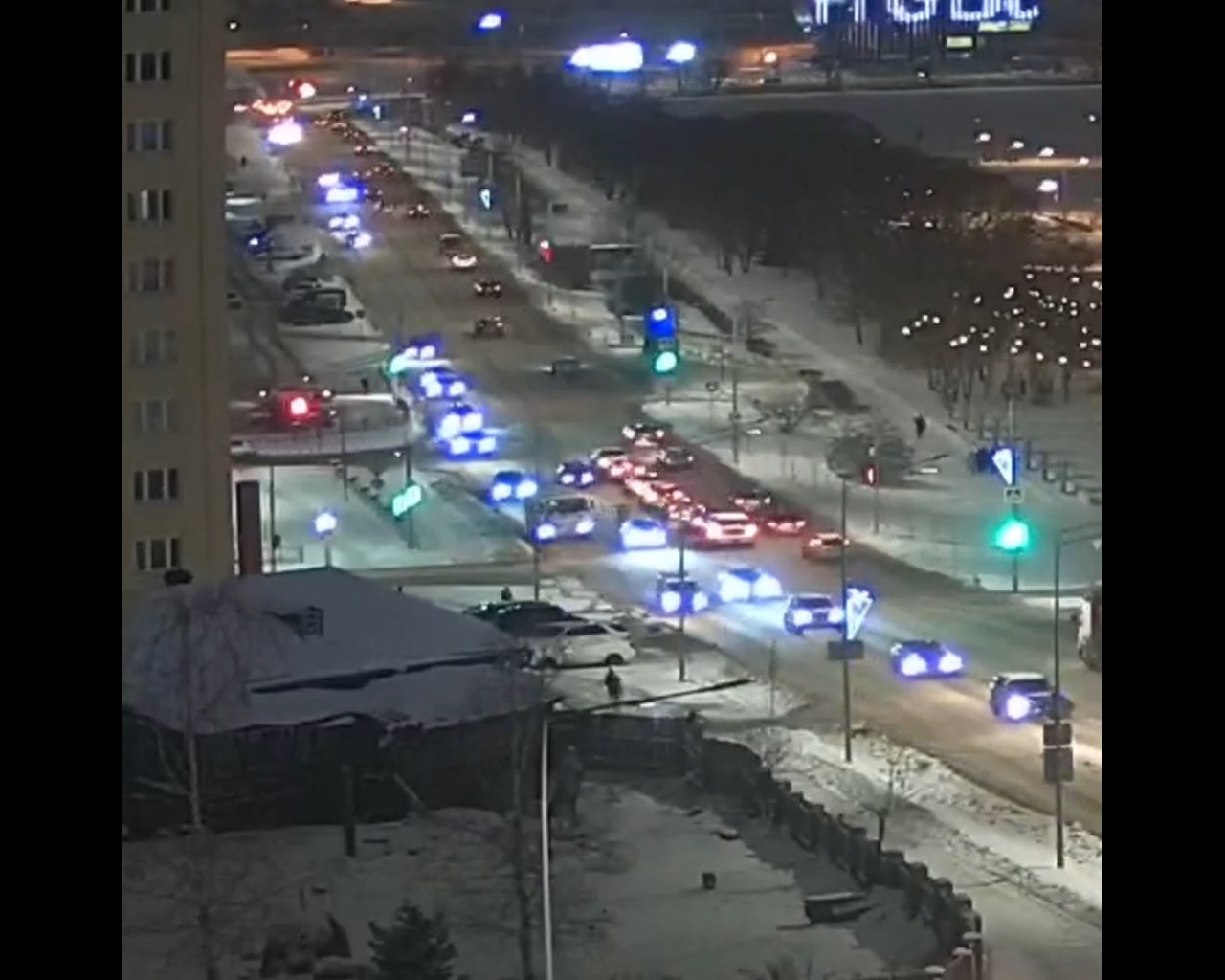 В Первоуральске у автобуса на ходу отлетело колесо В Первоуральске у автобуса на ходу отлетело колесо