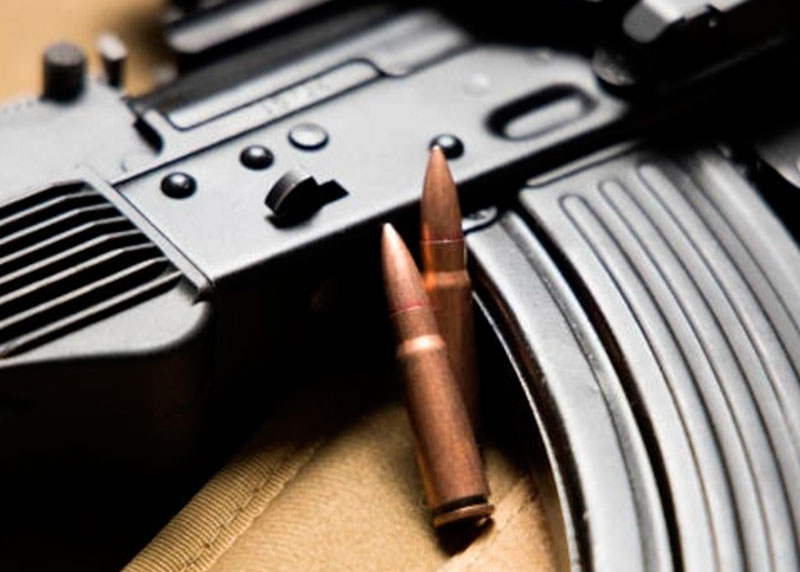 В Екатеринбурге задержали водителя, провозившего оружие | Жителя Свердловской области задержали за провоз оружия