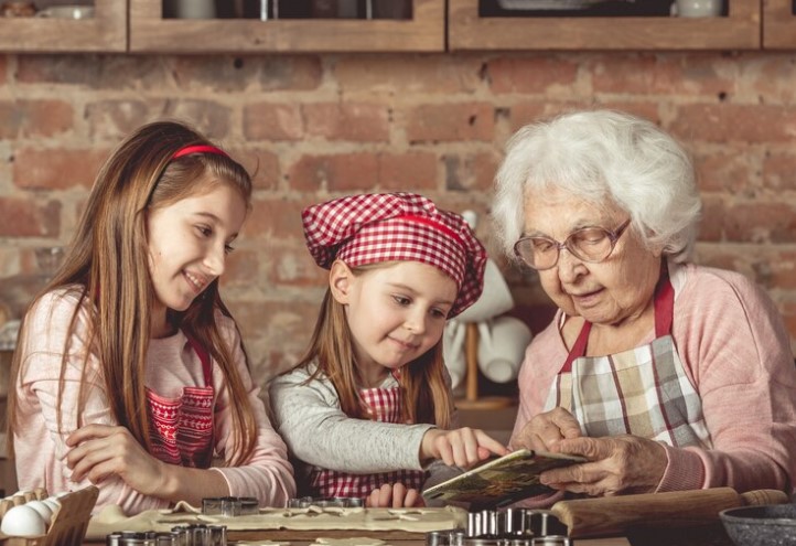  Глава Первоуральска поздравил горожан с Днем народного единства | Первоуральцев поздравили с Днем народного единства