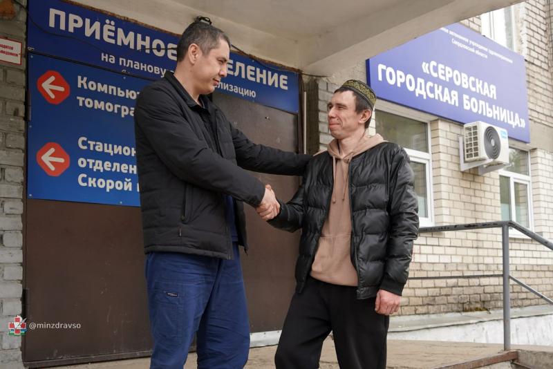 «Кровь хлынула рекой»: врачи спасли 35-летнего свердловчанина с раздробленным черепом | Свердловские врачи спасли пациента с раздробленным черепом