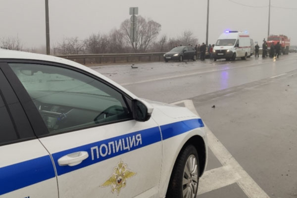 В Первоуральске пятеро детей травмировались в дорожных авариях  | Пятеро юных первоуральцев получили травмы в ДТП 