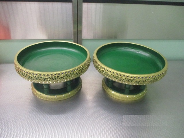 Уральские таможенники задержали женщину с 15 кг товаров для массажного салона | Свердловчанка пыталась провести через таможню 15 кг незадекларированного товара 