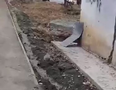 Хозяйство трещит по швам: депутат Первоуральска пожаловался на работу Администрации | Первоуральский депутат пожаловался на затопление дворов Хозяйство трещит по швам: депутат Первоуральска пожаловался на работу Администрации | Первоуральский депутат пожаловался на затопление дворов