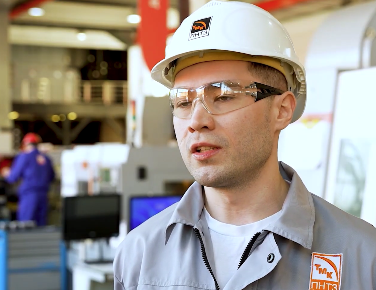 Сотрудники Первоуральского новотрубного завода приняли участие в конкурсе профмастерства