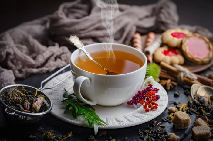  Употребление черного чая, ягод и цитрусовых замедляет старение: австралийские ученые | Ученые из Австралии обнаружили новое свойство черного чая замедлять старение