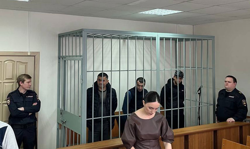 В Первоуральске вынесли приговор за контрафактный алкоголь на 7 млн рублей | Трое жителей Первоуральска признаны виновными в незаконном обороте алкоголя