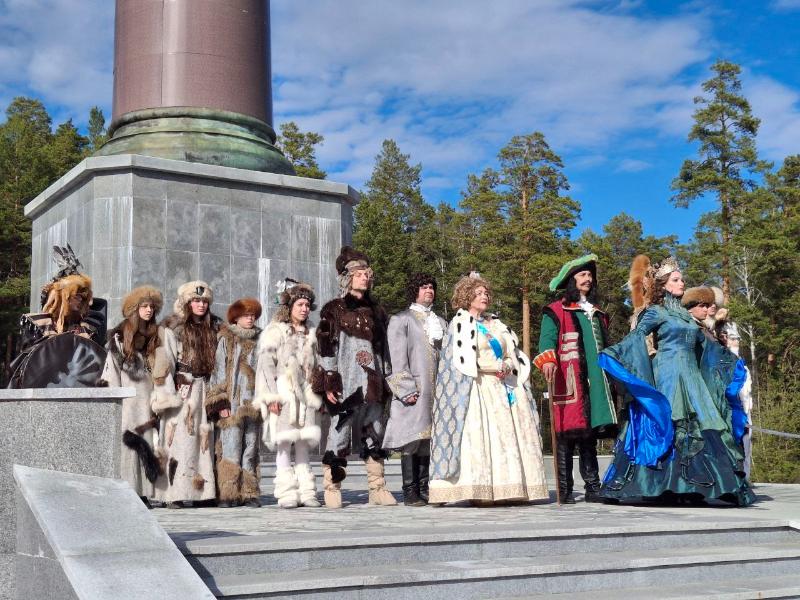 Первоуральцы показали театрализованное представление делегации Всероссийского совета по правам человека | Уполномоченный по правам человека в РФ посетила Первоуральск в рамках координационного совета