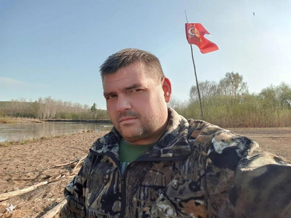 Депутат и глава «Водоканала» Денис Ярин назвал нежными плаксами жителей, которым не нравится коричневая вода | Директор «Водоканала» Первоуральска оскорбил человека, который пожаловался на коричневую жижу