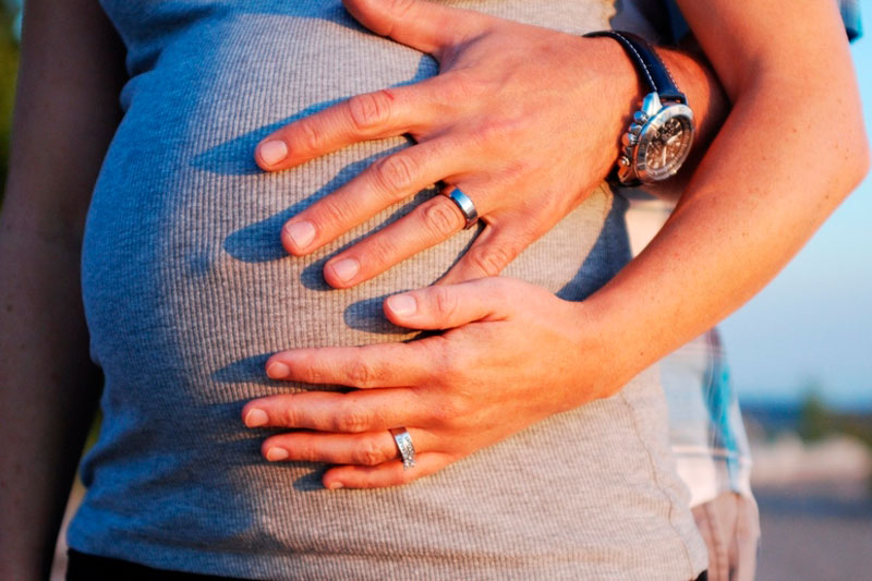 Американские ученые: алкоголь во время беременности ухудшает память ребенка | Алкоголь во время беременности снижает умственные способности ребенка: исследование ученых из США