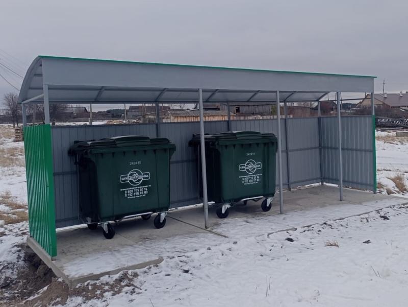 Первоуральск стал лидером по количеству контейнерных площадок для КГО | В Свердловской области создали свыше 1050 площадок для КГО за три года