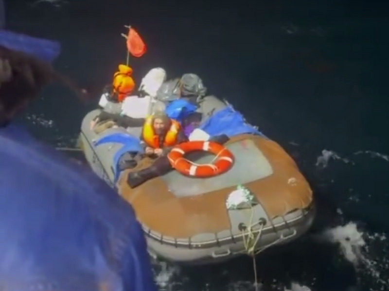 Спасен турист, который провел два месяца в Охотском море | На Камчатке спасли туриста, который провел в море два месяца Спасен турист, который провел два месяца в Охотском море | На Камчатке спасли туриста, который провел в море два месяца