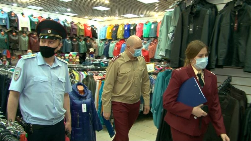 В Первоуральске сотрудники Управления Роспотребнадзора вышли в торговые центры с проверкой соблюдения противоэпидемических требований В Первоуральске сотрудники Управления Роспотребнадзора вышли в торговые центры с проверкой соблюдения противоэпидемических требований