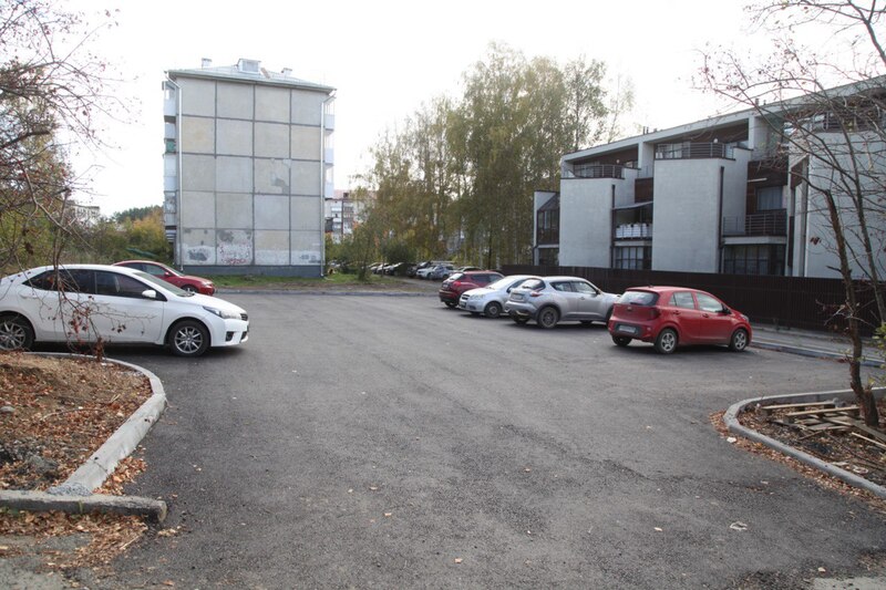 В Первоуральске стартовал проект по обустройству парковок возле социальных учреждений | Глава Первоуральска анонсировал обустройство парковок для родителей и детей В Первоуральске стартовал проект по обустройству парковок возле социальных учреждений | Глава Первоуральска анонсировал обустройство парковок для родителей и детей