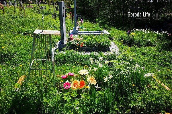 На городском кладбище в Первоуральске заменят ограждение | В Первоуральске обновят ограждение городского кладбища  
