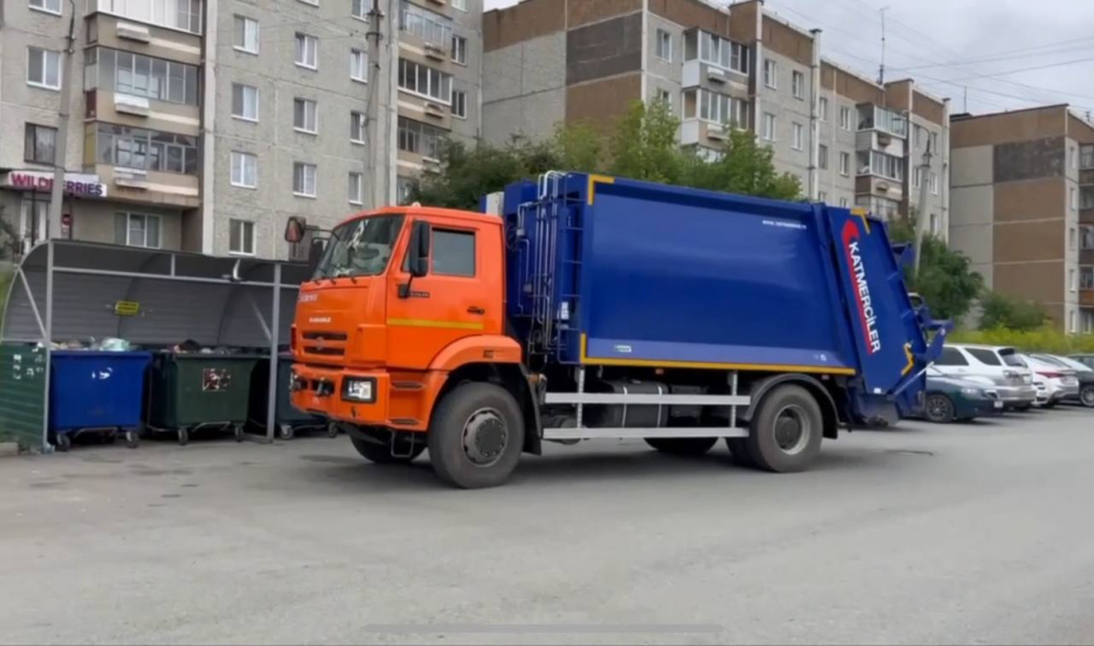 Глава Первоуральска утверждает, что ситуацию с мусором в городе продолжают контролировать | Глава Первоуральска контролирует ситуацию с вывозом мусора Глава Первоуральска утверждает, что ситуацию с мусором в городе продолжают контролировать | Глава Первоуральска контролирует ситуацию с вывозом мусора