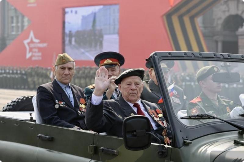 Свердловская область увеличит единовременные выплаты ветеранам к 80-летию Победы | Свердловские ветераны Великой Отечественной получат выплаты до 25 тысяч рублей к 80-летию Победы Свердловская область увеличит единовременные выплаты ветеранам к 80-летию Победы | Свердловские ветераны Великой Отечественной получат выплаты до 25 тысяч рублей к 80-летию Победы