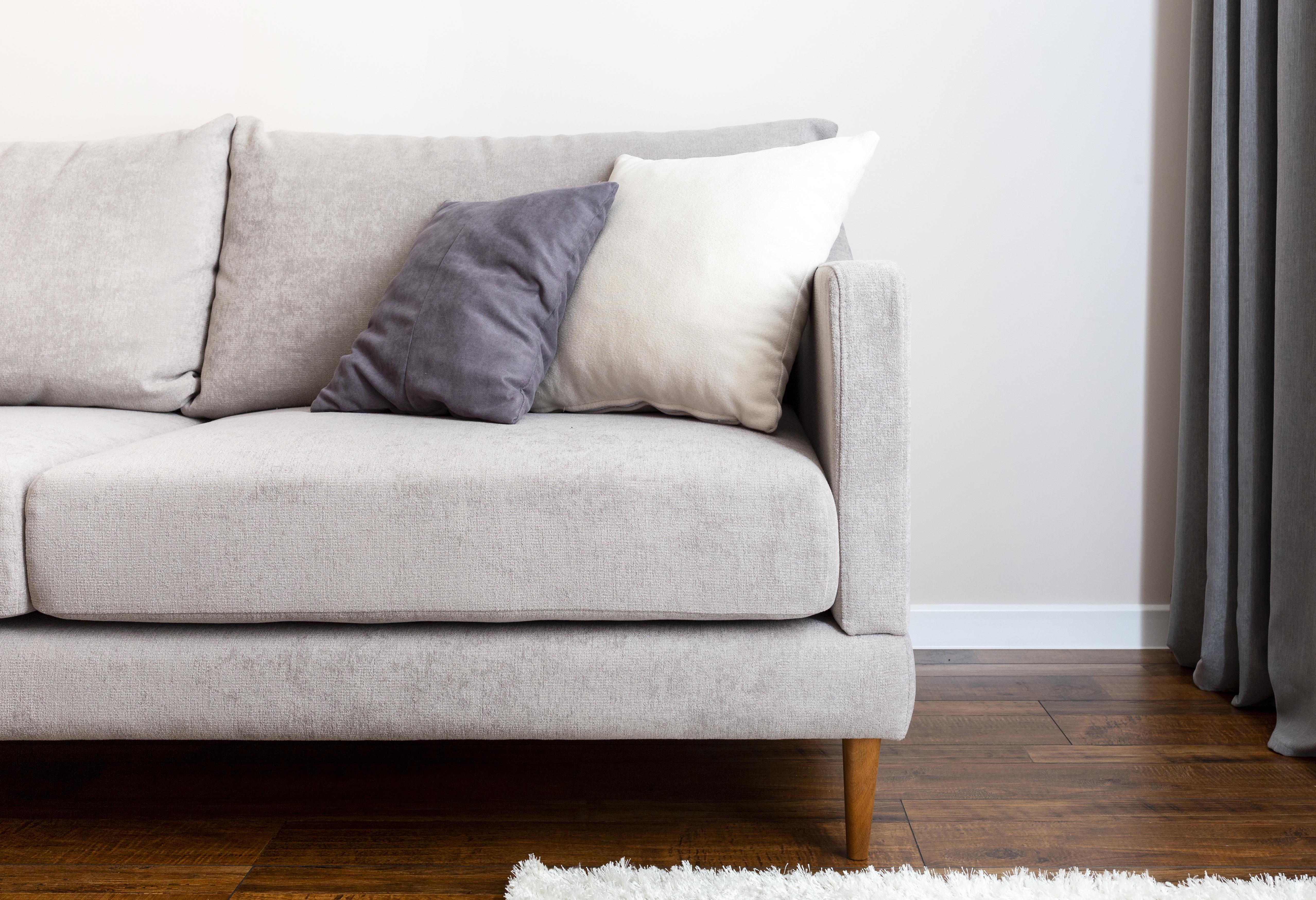 Цены на кровати и диваны упали на 14%