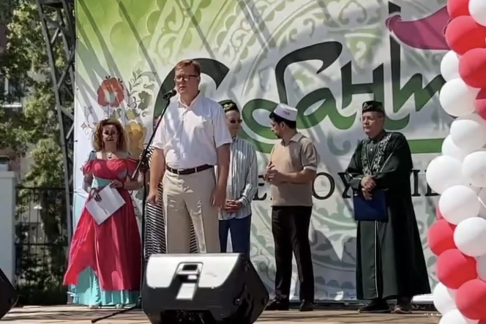 Первоуральцы празднуют Сабантуй | В Первоуральске проходит «Сабантуй-2024»