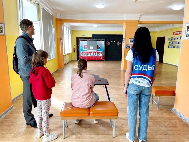 Жители Первоуральска сдали нормативы ГТО | В Первоуральске прошло мероприятие по сдаче нормативов ГТО