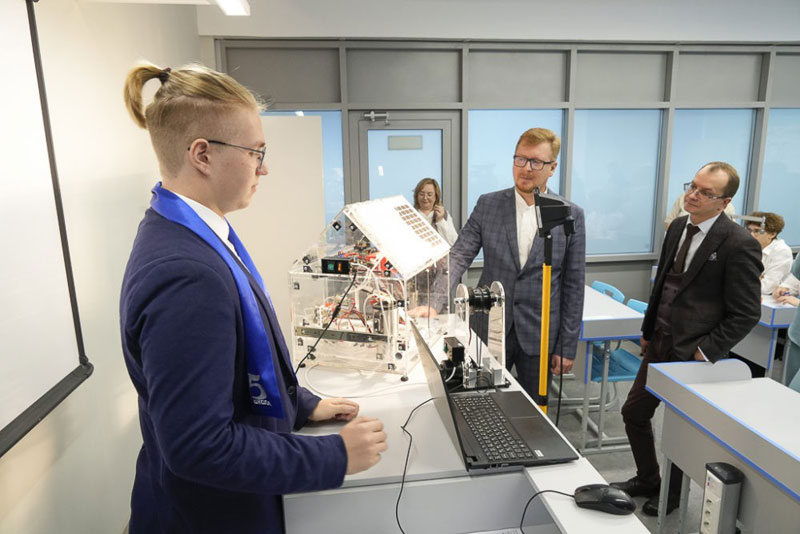 Роботы, дроны и «умный дом»: новые возможности для школьников Первоуральска | В Первоуральске созданы современные лаборатории для развития инженерного образования