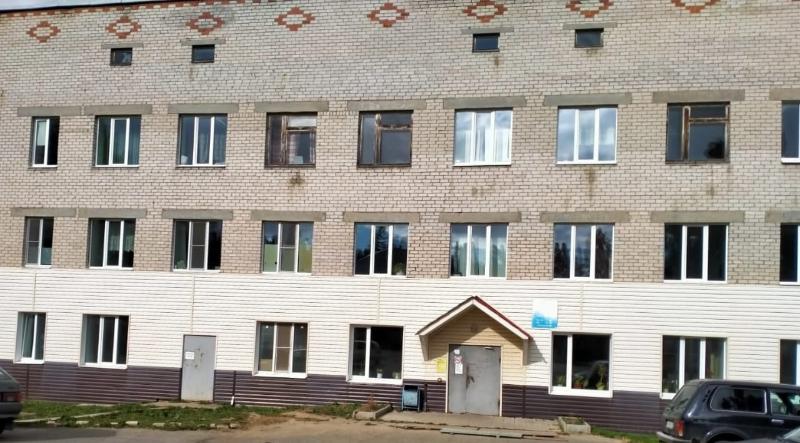 В Первоуральске проведут капитальный ремонт поликлиники в Динасе | Первоуральскую больницу отремонтируют в рамках федеральной программы