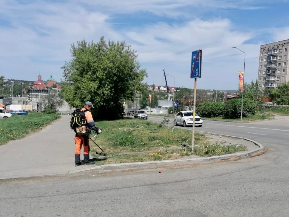 Мэр Первоуральска рассказал о комплексной уборке и ямочных ремонтах Мэр Первоуральска рассказал о комплексной уборке и ямочных ремонтах