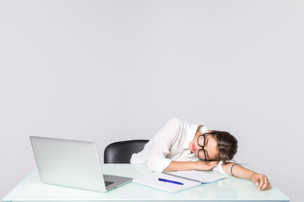 Рейтинг удалённых профессий: продажники и айтишники лидируют, дизайнеры и маркетологи — в топе | Почти половину запросов на удалённую работу генерирует аудитория 19–30 лет