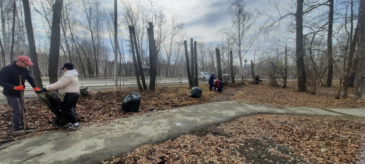 Жители Магнитки организовались и вышли на субботник