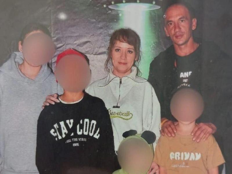 «Посадили в камеру как уголовника»: отца пятерых детей из Первоуральска суд отправил жить в Казахстан | Суд депортировал первоуральского многодетного жителя в Казахстан