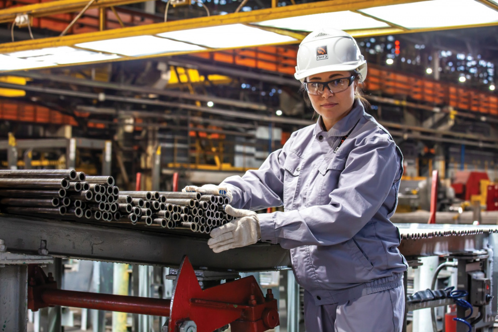 Первоуральский новотрубный завод стал дипломантом премии правительства РФ в области качества | Уральский завод получил престижную награду от правительства РФ