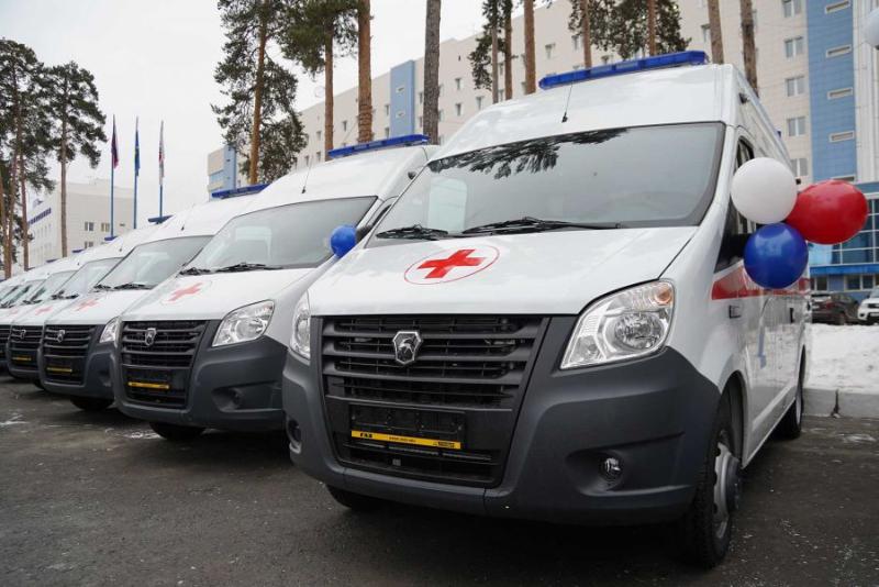 Более 600 машин скорой помощи помогают медикам Свердловской области спасать жизни уральцев | В Свердловской области около 600 машин скорой помощи помогают свердловским медикам Более 600 машин скорой помощи помогают медикам Свердловской области спасать жизни уральцев | В Свердловской области около 600 машин скорой помощи помогают свердловским медикам