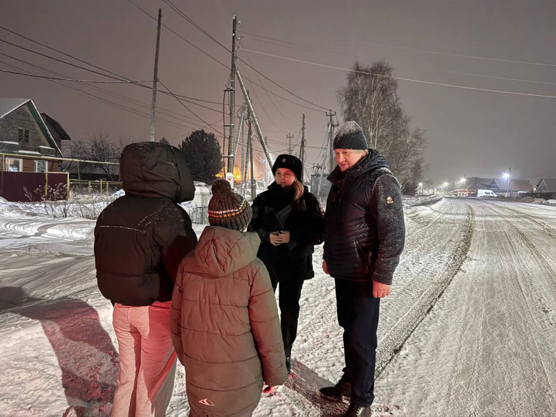 В Первоуральске полиция проводит «Комендантский патруль» для защиты детей | ОМВД Первоуральска проверяет, где дети находятся в ночное время без взрослых В Первоуральске полиция проводит «Комендантский патруль» для защиты детей | ОМВД Первоуральска проверяет, где дети находятся в ночное время без взрослых