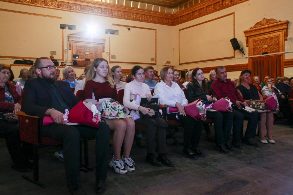 В Первоуральске семьям медиков вручили ключи от жилья 