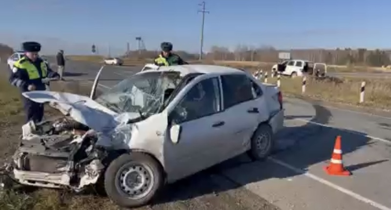 В Ирбитском районе произошла автомобильная авария: два человека госпитализированы | Два человека пострадали в ДТП в Ирбитском районе В Ирбитском районе произошла автомобильная авария: два человека госпитализированы | Два человека пострадали в ДТП в Ирбитском районе