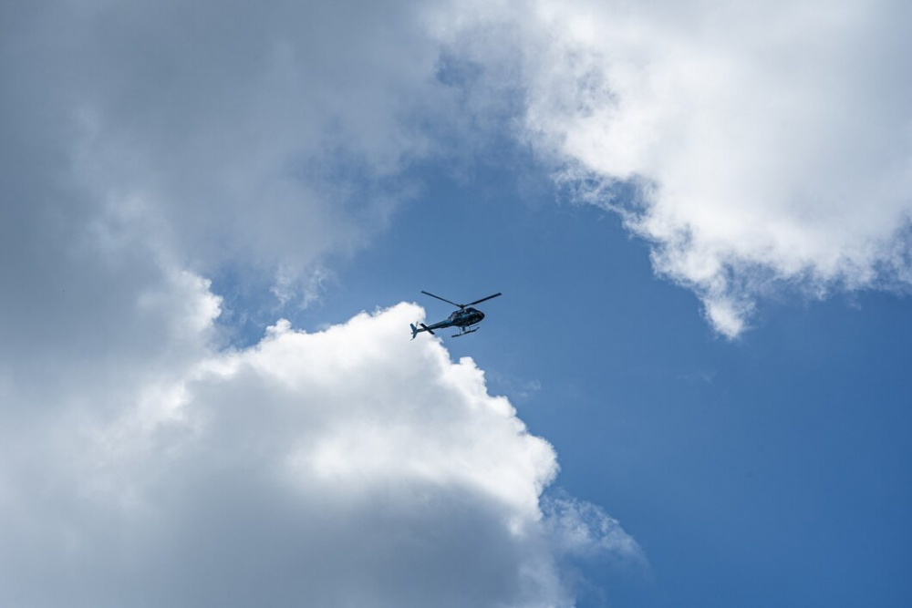 Жителя Первоуральска обвиняют в нарушении правил безопасности движения воздушного транспорта | В отношении уральца, управлявшего упавшим вертолетом, утвердили обвинительное заключение