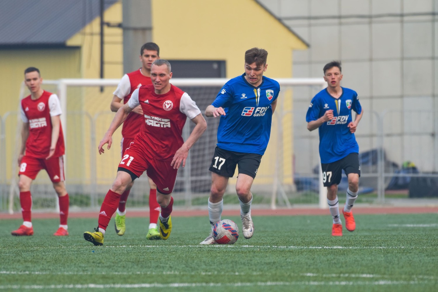 Футбол в Первоуральске: «Динур» и «Трубпром» продолжают показывать хорошие результаты