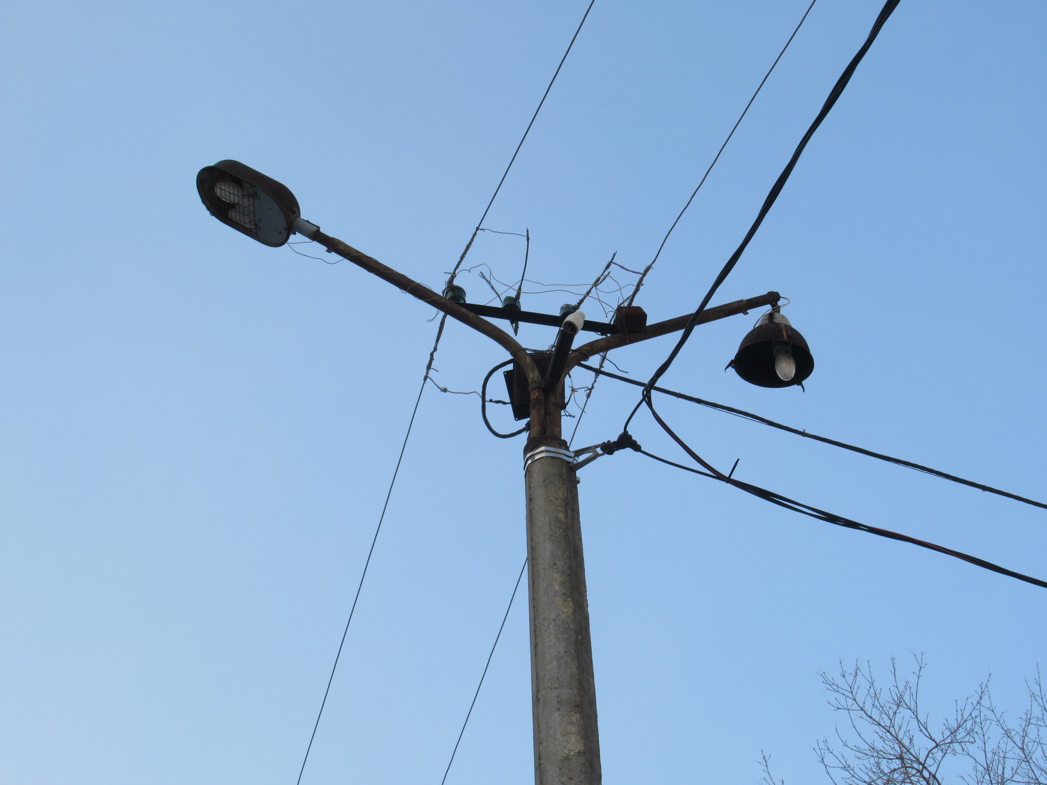 В Первоуральске заменят 8912 уличных светильника