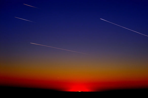 С 14 по 30 апреля в небе над Свердловской областью активизируется метеорный поток Лириды | УрФО ожидает яркое шоу: метеорный поток Лириды