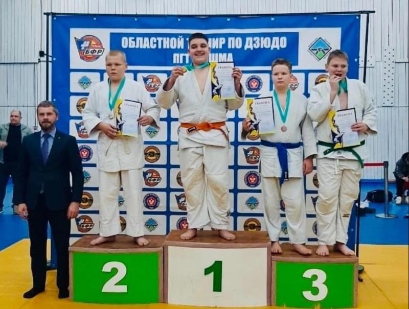 Юный дзюдоист из Первоуральска привез медаль областных соревнований | Первоуральский дзюдоист занял третье место на региональных соревнованиях 