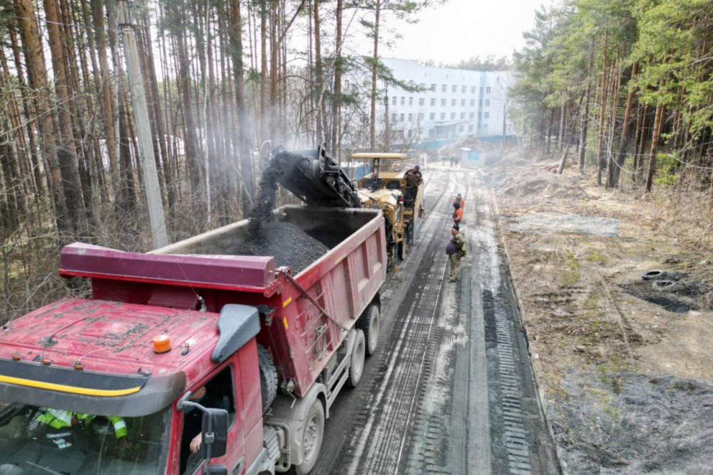 Глава Первоуральска подвел итоги недели: в городе прозвенел Последний звонок, начался ремонт теплосетей | Глава Первоуральска Игорь Кабец рассказал местным жителям, что важного произошло за неделю