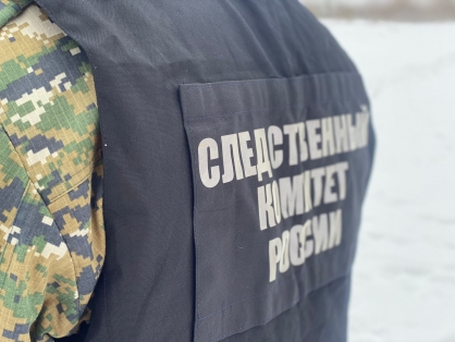 Выбросил малолетнюю дочь с пятого этажа: жителя Екатеринбурга будут судить за убийство ребенка | В Екатеринбурге будут судить местного жителя за убийство малолетней дочери