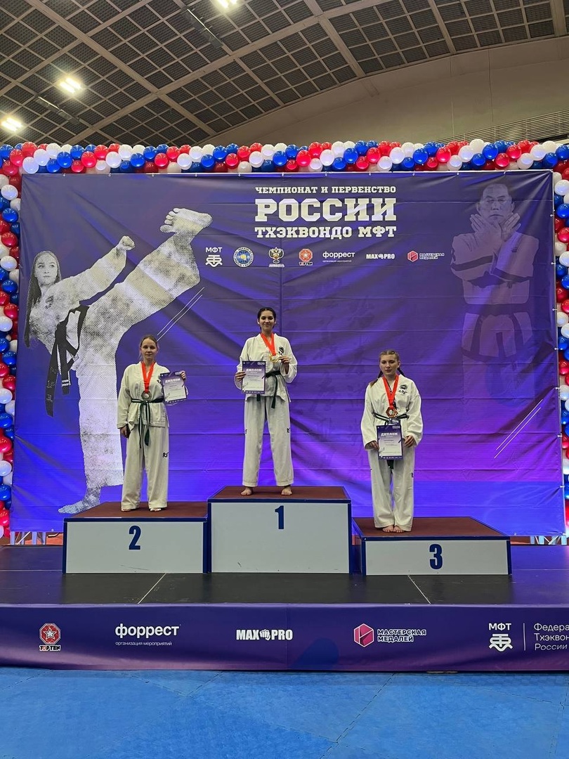 Школьница из Билимбая выиграла серебро первенства России по тхэквондо