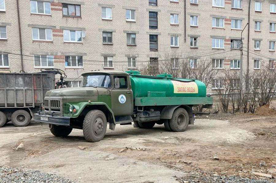 В Первоуральске расширили список адресов для подвоза воды