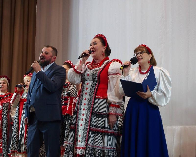 В поселке под Первоуральском отметили труд волонтеров | В Новоалексеевском под Первоуральском прошел вечер для волонтеров