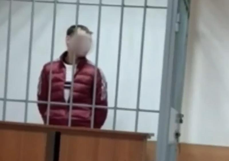 Избил до смерти: в Первоуральске местный житель жестоко убил падчерицу  | Первоуральцу грозит пожизненное за убийство малолетней падчерицы