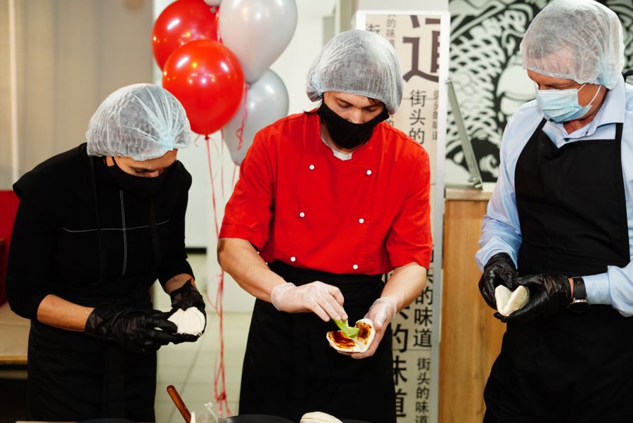 Два новых предприятия открылись в Первоуральске при поддержке областных властей